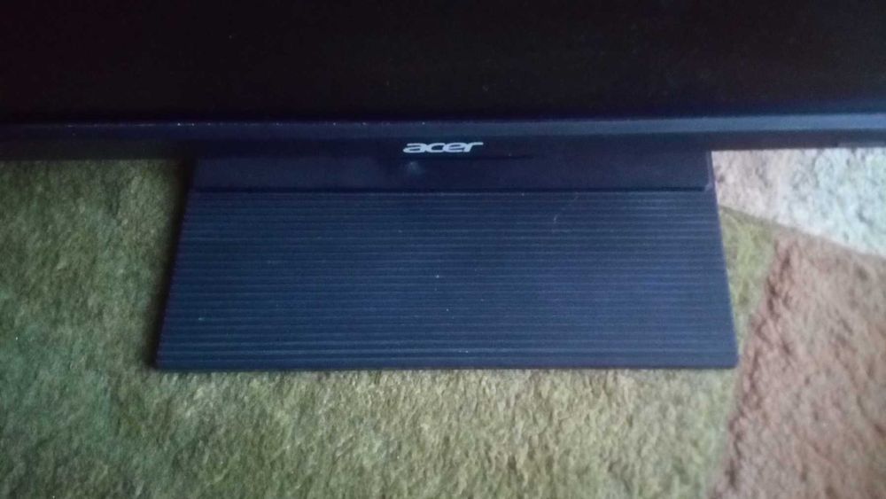 Монітор Acer V226HQL/22" 16:9 (1920х1080) TN .(кабелі VGA, живлення)