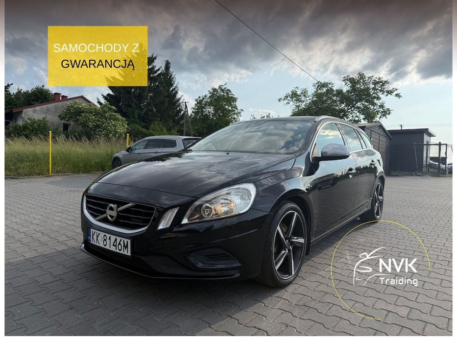 Volvo V60 *Volvo V60*T3 R-Design*