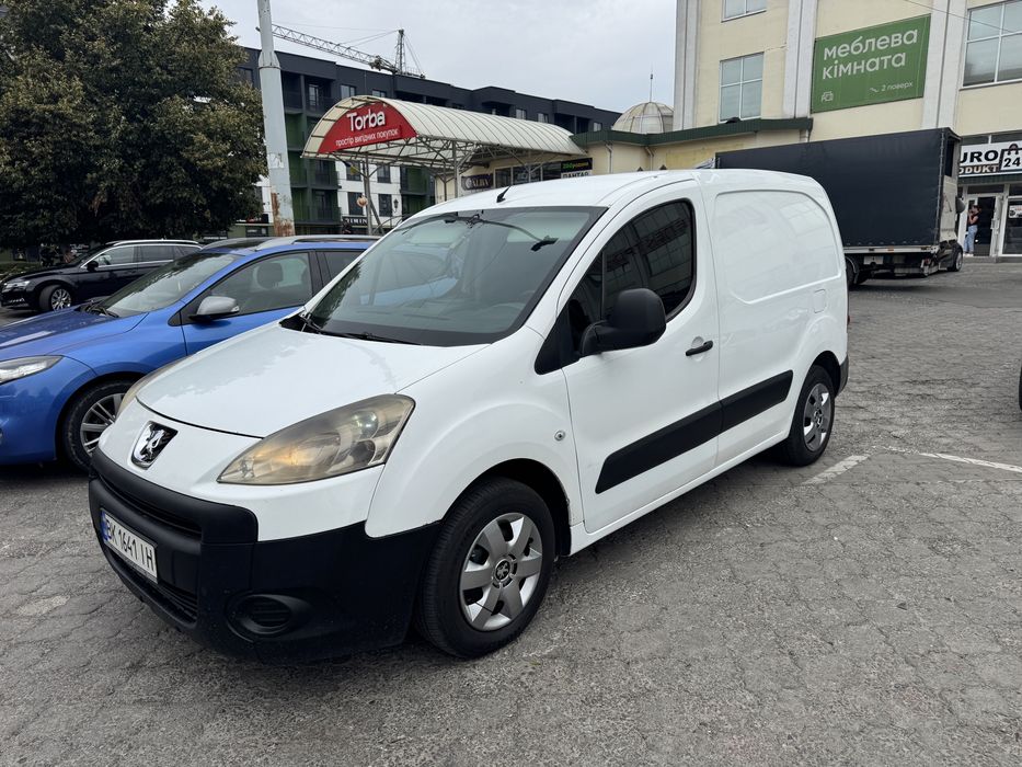 Пежо Партнер 2011 р 1.6 д