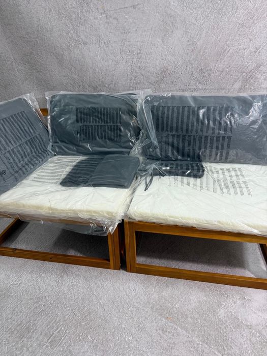 Nowy zestaw mebli ogrodowych z poduchami