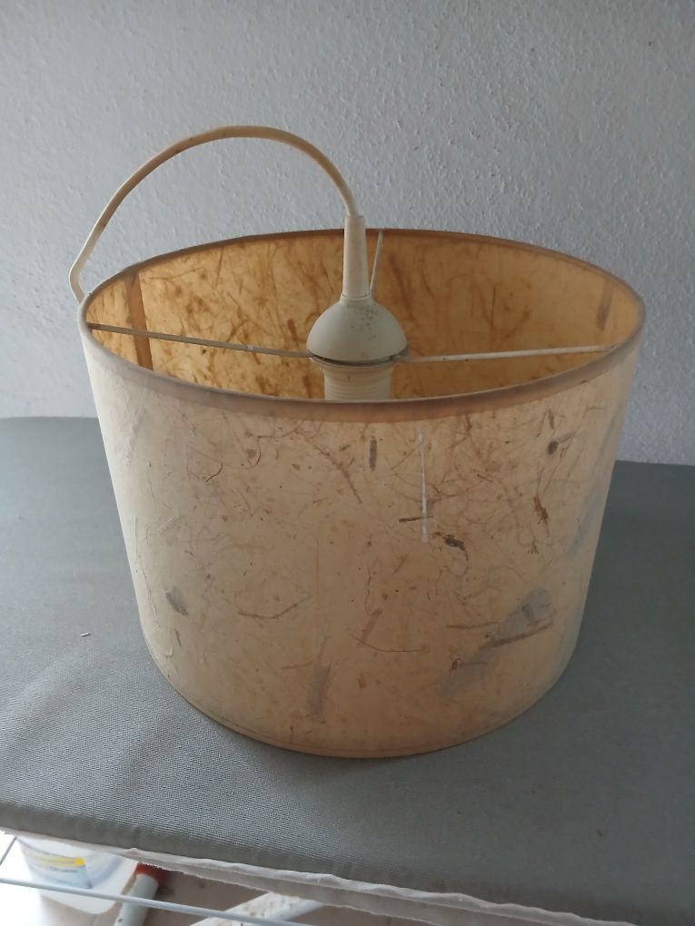 Cadeeiro  de teto
