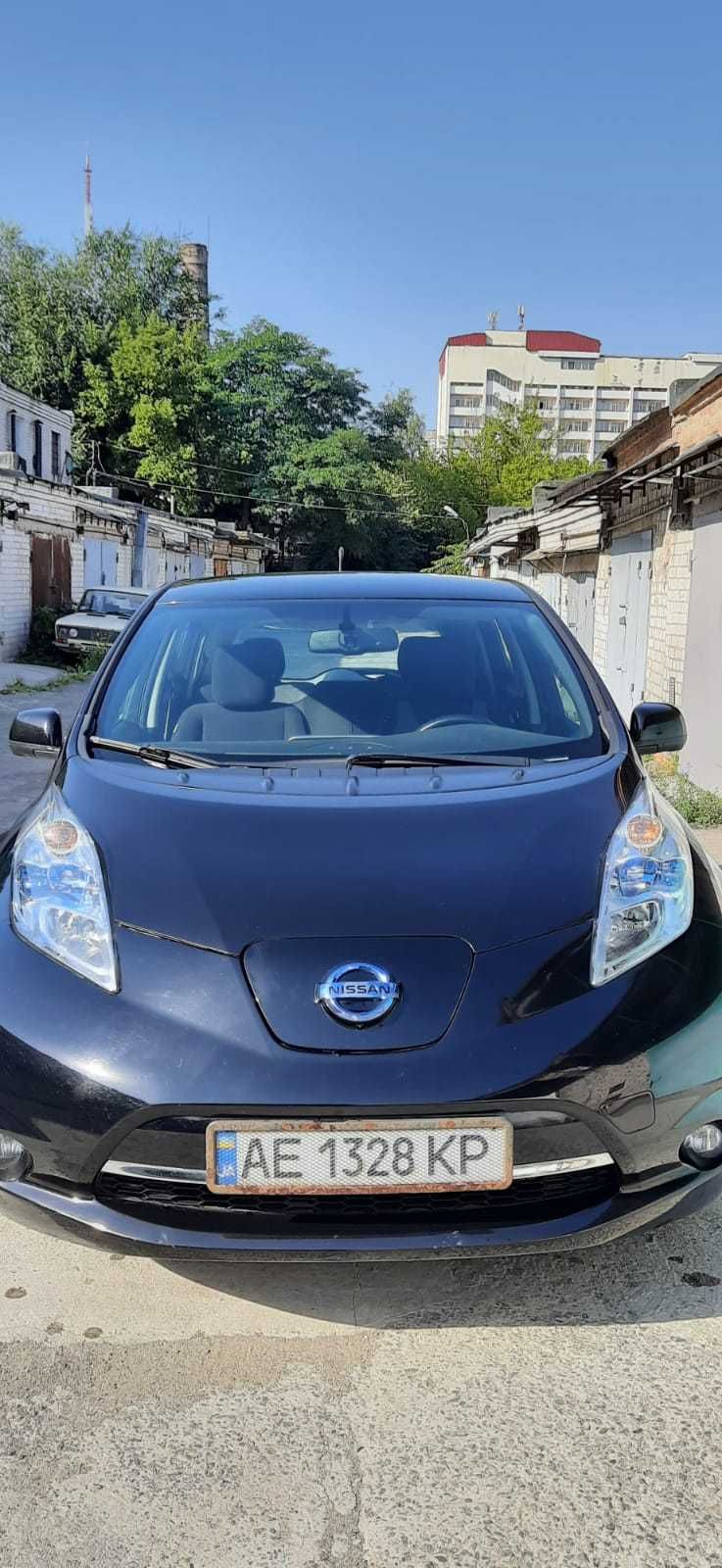 Nissan Leaf 2014