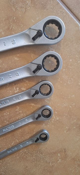 Gedore klucze płasko oczkowe z grzechotką