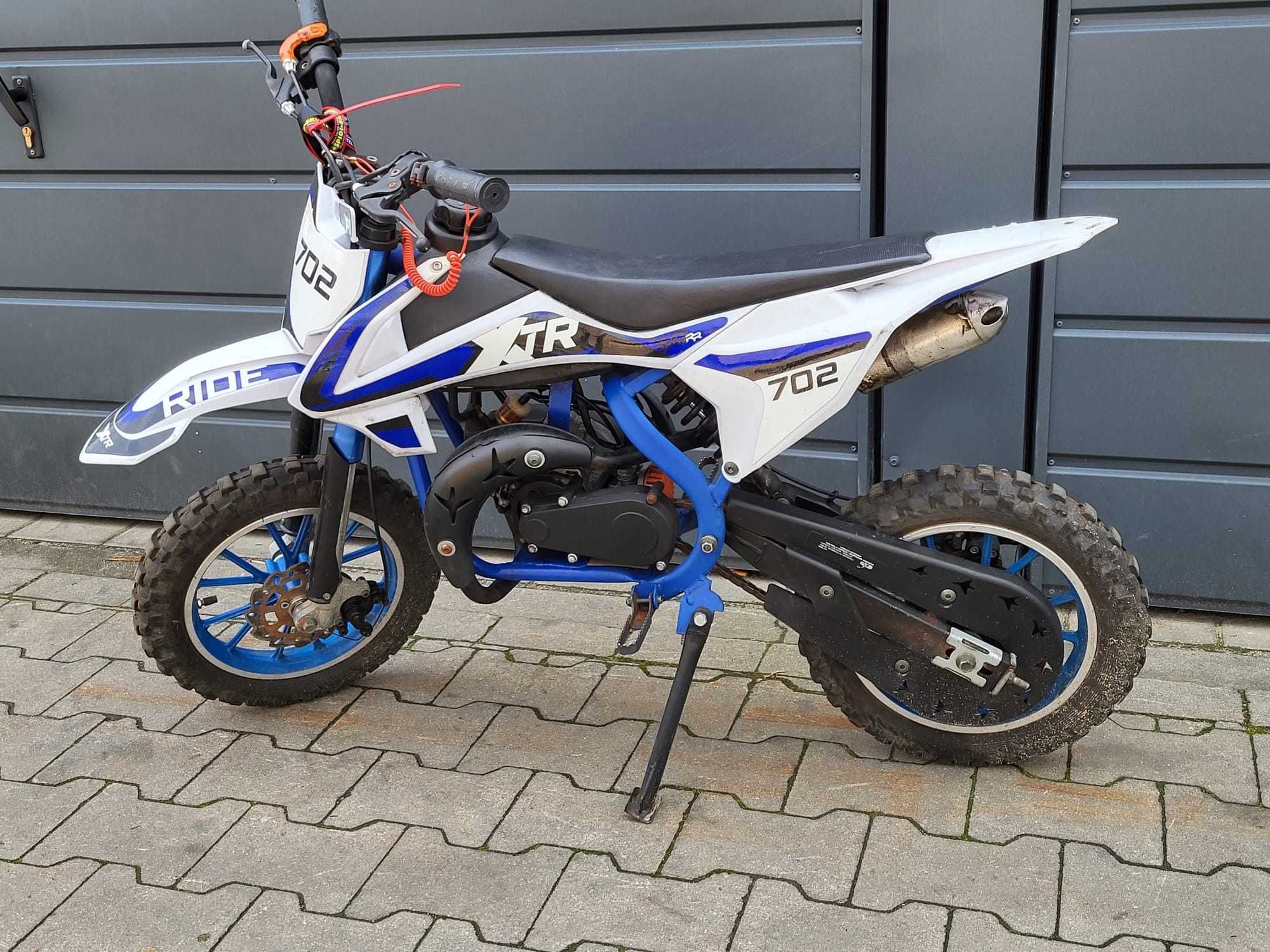 Mini cross XTR 702