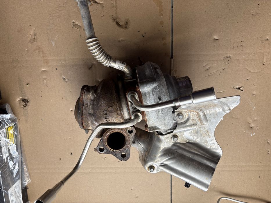 Ford f150 navigator IV 18/23 turbosprezarka prawa