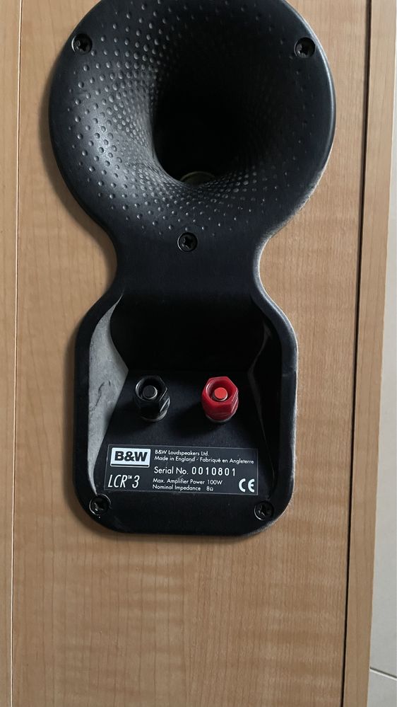 Centralna kolumna głośnikowa Bowers & Wilkins LCR3