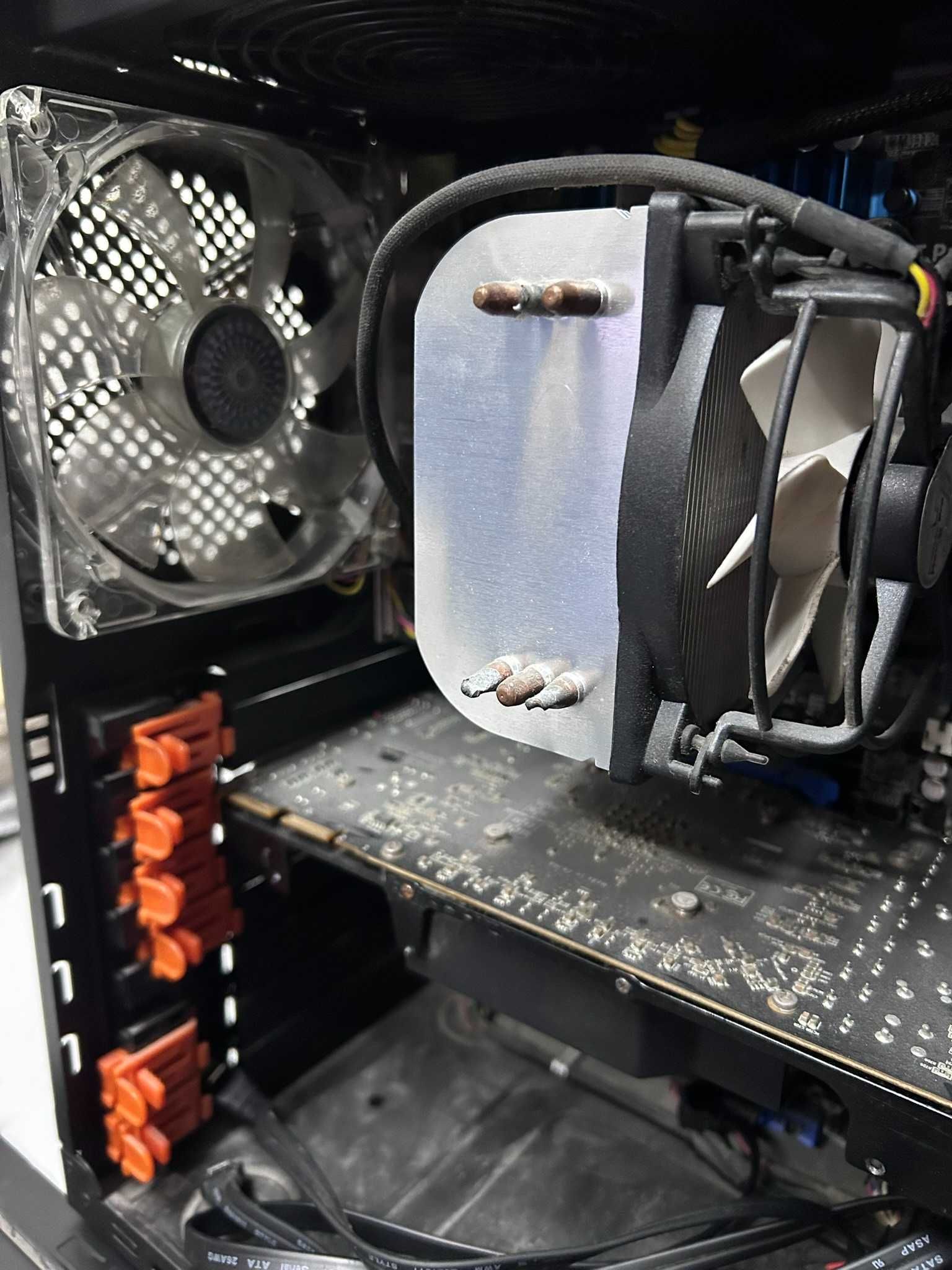Caixa de PC em óptimas condições
