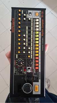 Roland TR - 08 - Drum Machine - Como nova