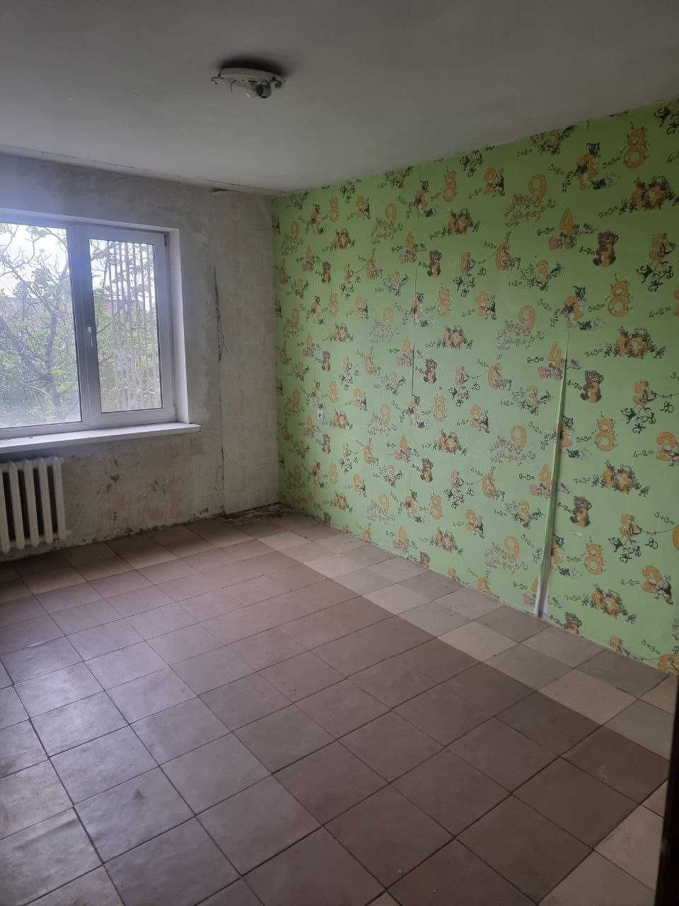 Продам 3 комнатную квартиру по ул. Свитальского ( ост Молодежный, )