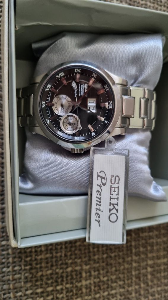 Sprzedam Zegarek Seiko Premier Kinetic Perpetual Calendar SNP003P1