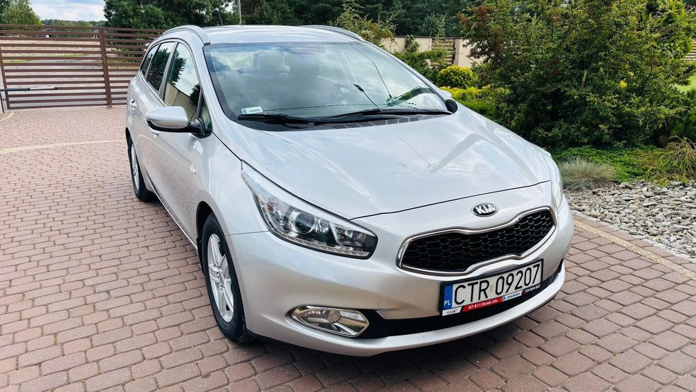 Kia Ceed 1.6 benz 135KM; Bezwypadkowa; Salon Polska; Ładna i zadbana; Gwarancja