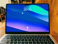 MacBook Air 13 M2 16 GB