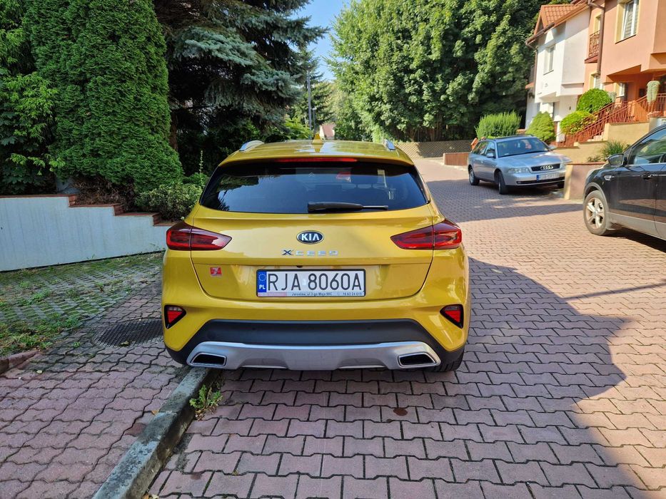 Kia XCeed 2020 1.4 T-GDi benzyna Automat
