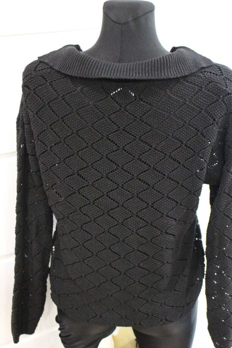 czarny, ażurowy sweter z kołnierzykiem S