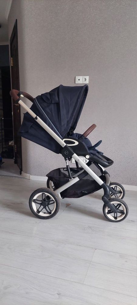 Продам прогулянковий візок Cybex Talos s 2023