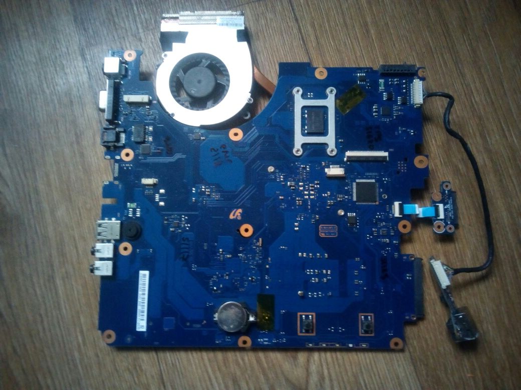 Maтеринская плата ноутбука samsung  SCALA-15UL(комплект)