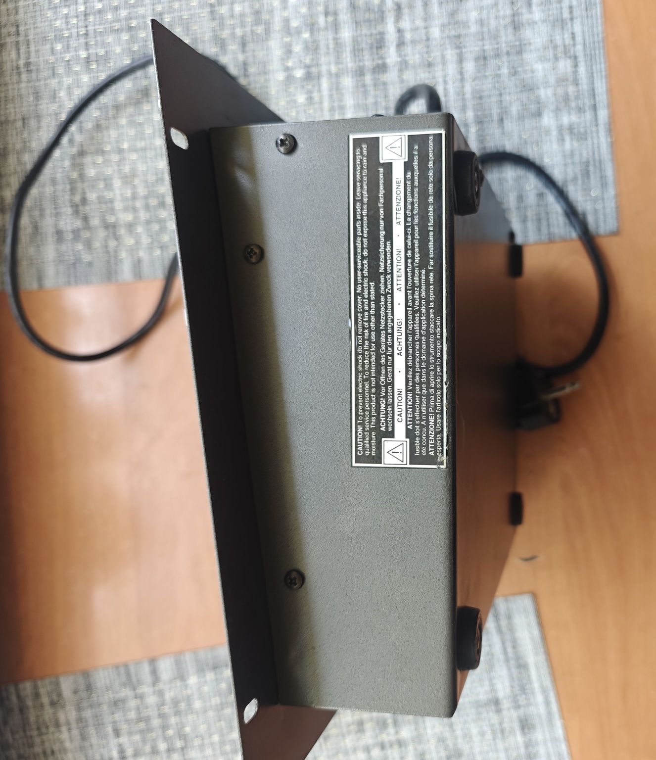MIKSER audio Z EQUALIZEREM BETTER SL-210

stereo mixer