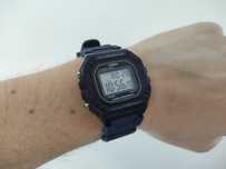 Zegarek Casio W-218H 3224 w kolorze granatowym, wodoszczelny 5BAR