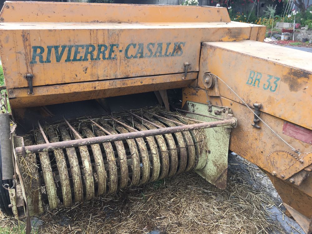 Enfardadeira Rivierre Casalis RR33