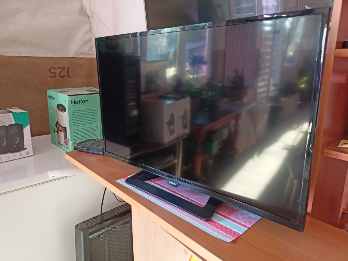 Telewizor Philips LED stan bardzo dobry!!!