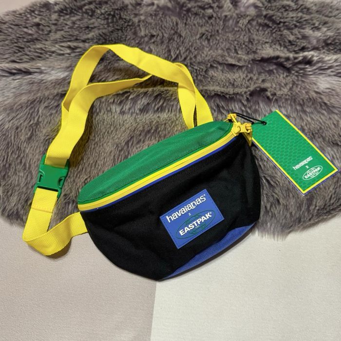 Нова сумка бананка Eastpak стандарт