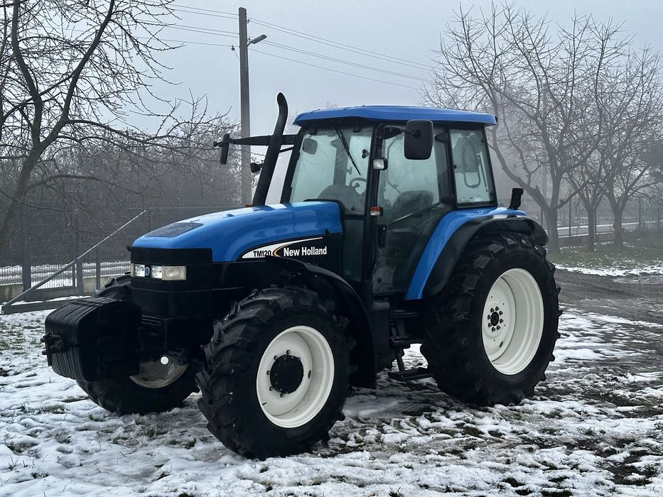 New Holland TM120
