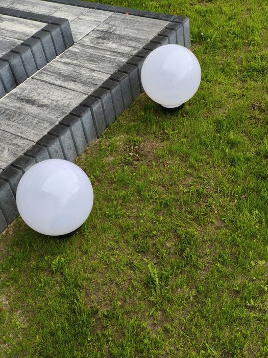 Całoroczna lampa solarna LED ogrodowa wbijana ozdobna wysoka 73 cm