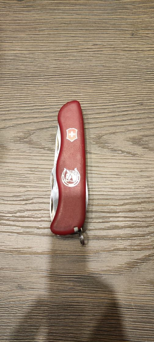 Нож Victorinox Equestrian 0.8883