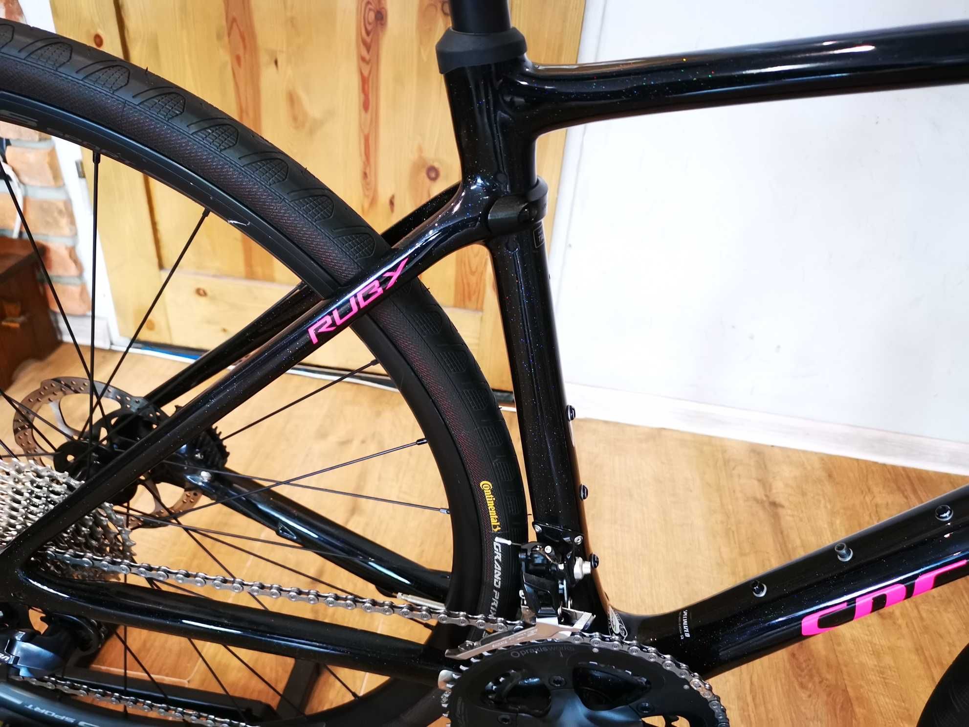 Rower szosowy, SPECIALIZED RUBY, Shimano ULTEGRA, r53