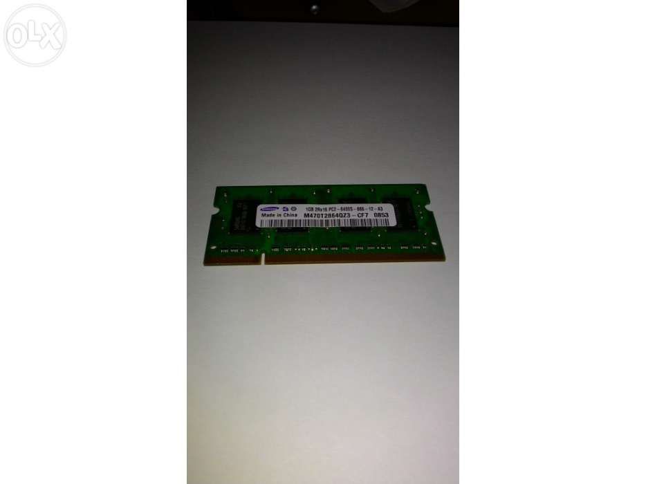 Vendo Memória DR2 - 1GB para PC Portátil TOSHIBA SATELLITE A300D