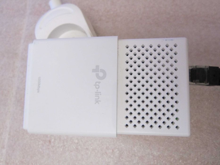 Transmiter sieciowy PowerLine Tp-link TL-PA7010P AV1000