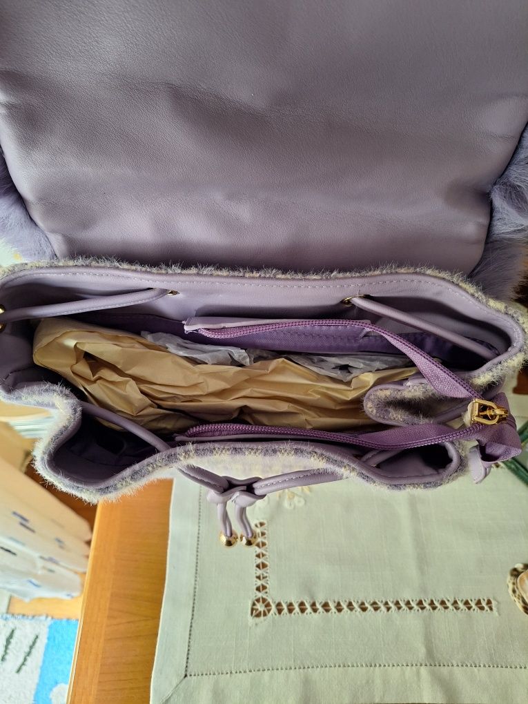 Mochila Lilás e Branco ALEX MAX