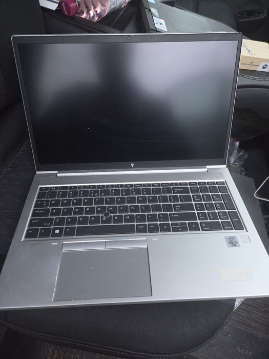 Hp 850 g7 15.6 без озу без бетарей в клас матриці ідеальні і5 10поколі