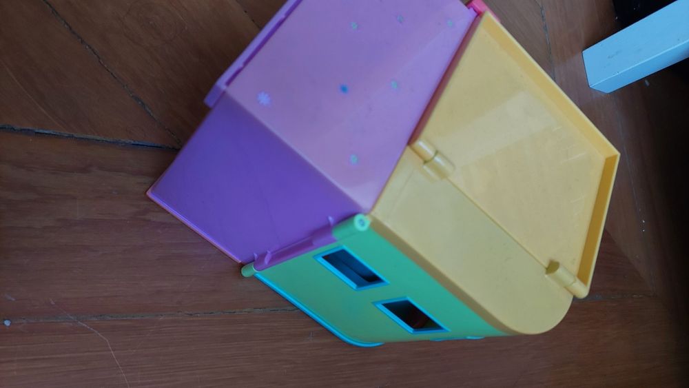 Polly Pocket Sparkle Style House