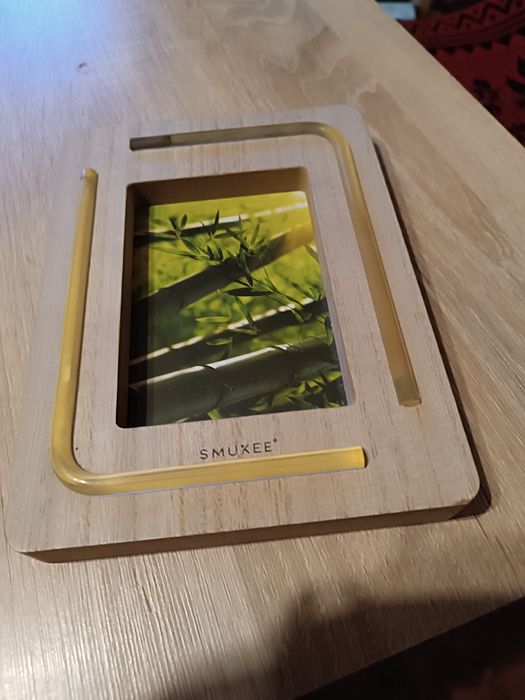 Ramka na zdjęcie swiecaca