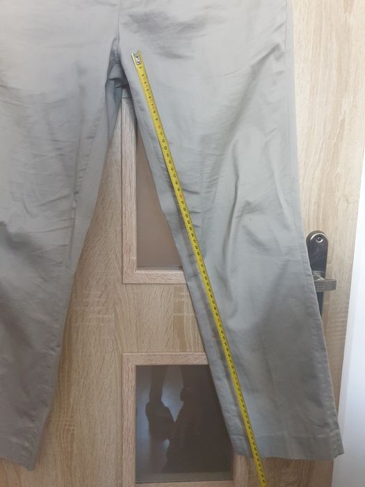 Jasny Męski Garnitur