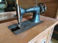Máquina de costura antiga