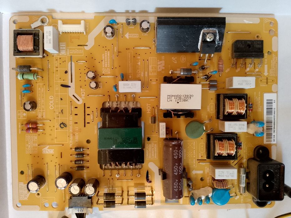 Разборка телевизора Самсунг UE40J5200