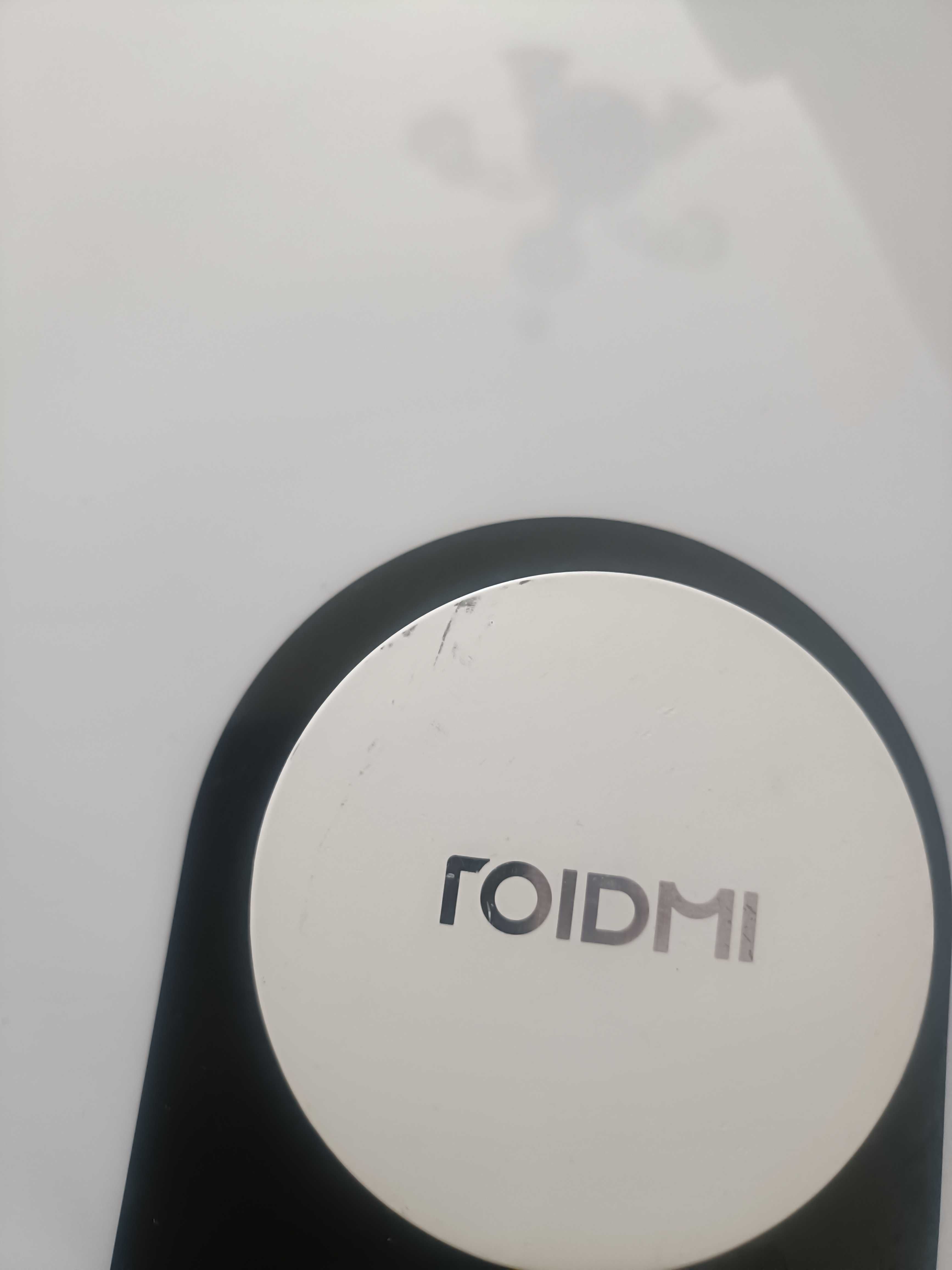 Aspirador Robô Roidmi Eve Plus com base de autoesvaziamento
