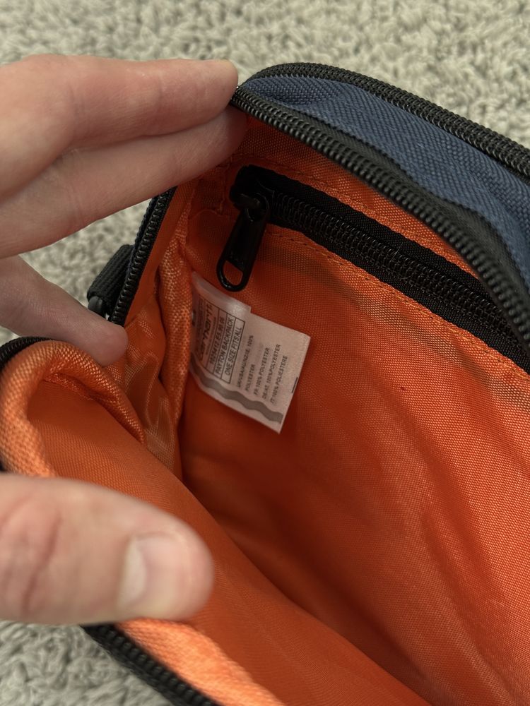 Месенджер Carhartt