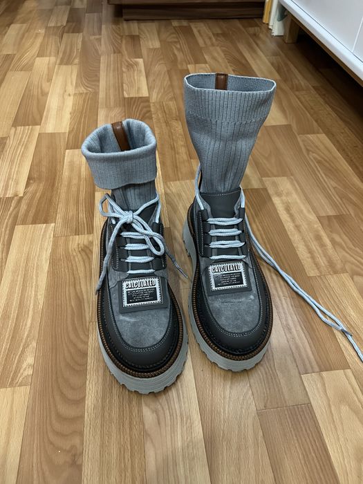 женские осенние замшевые ботинки 38го размера (по факту 39го )