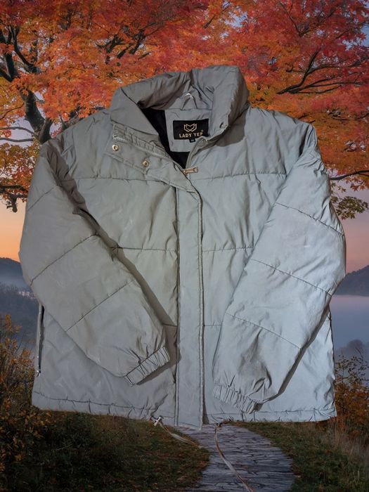 Продаю курточку дитячу в доброму,придатному стані