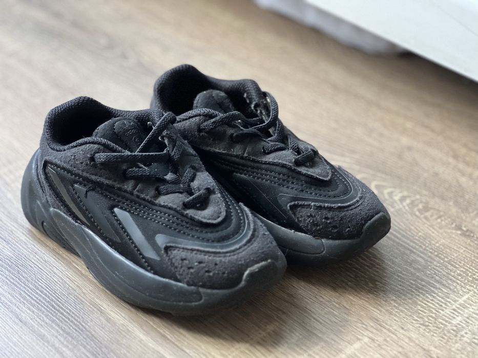 Adidas ozelia кросівки,кеди