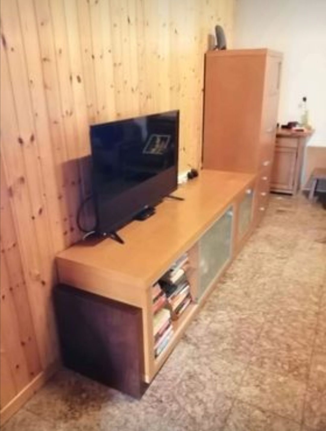 Aparador de sala e suporte de televisão