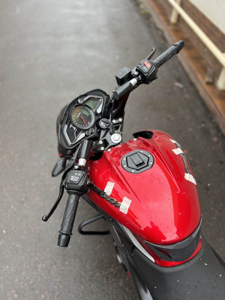 Bajaj Pulsar NS200 2025
