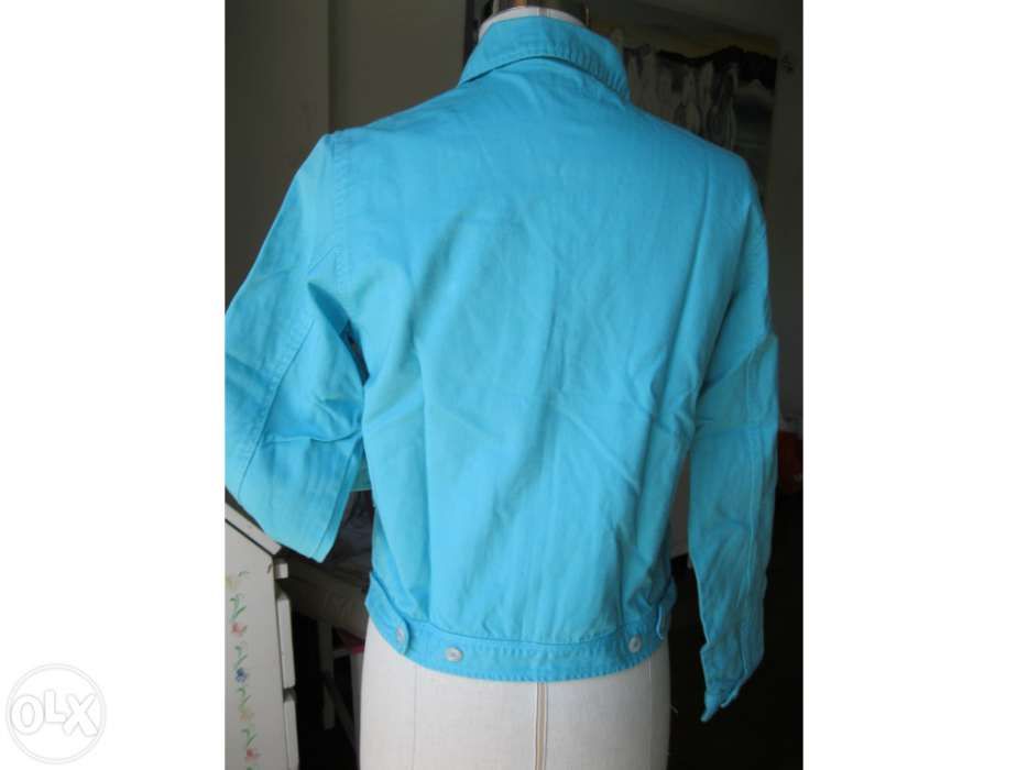 Blusão azul turquesa