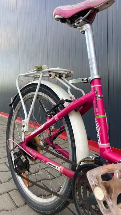 Różowy rower romet panda