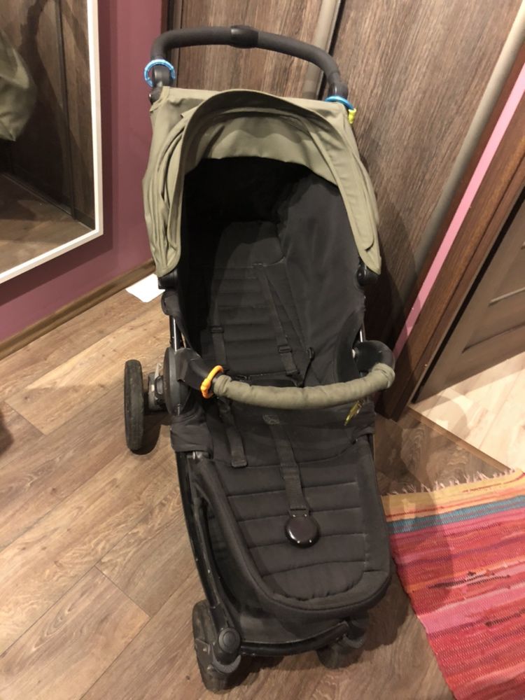 Britax-Romer B-Motion 4 Plus - wózek spacerowy olive green