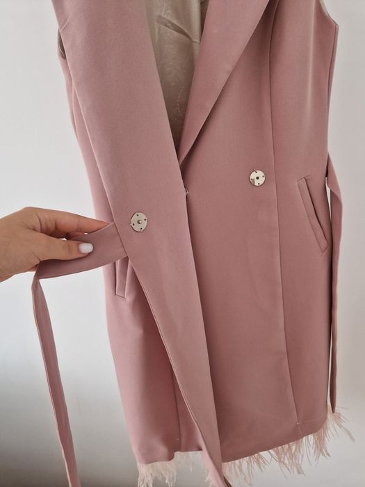 Жіноча сукня рожева