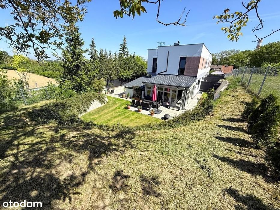 Szeregowiec skrajny 3pok + garaż 25m2 + 1 m.p